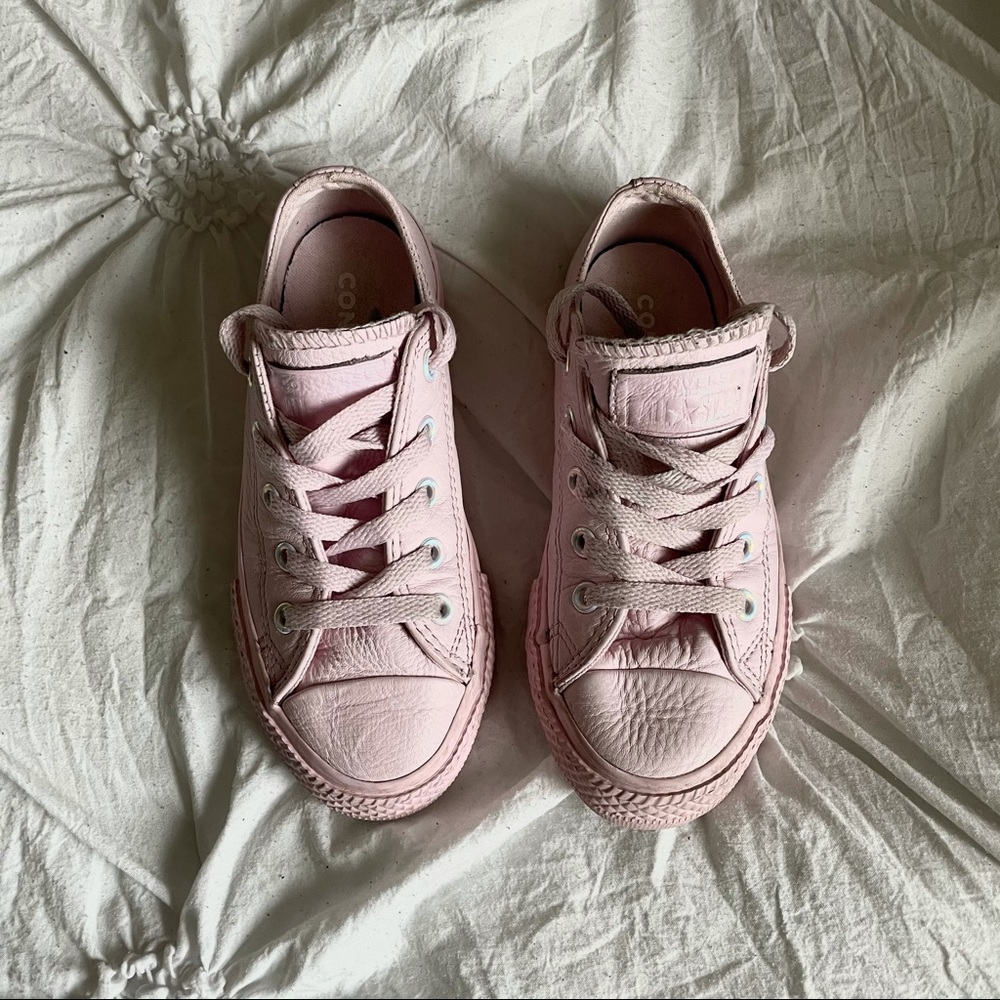 Girls All Star Converse Pink Leather